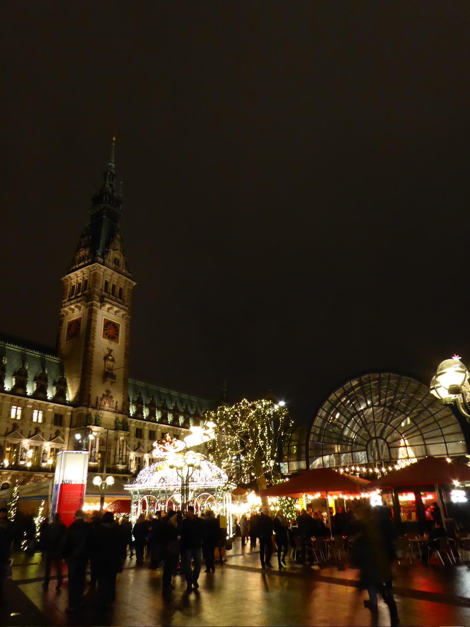 Markt: Weihnachtsmarkt Rathausmarkt, Altstadt
